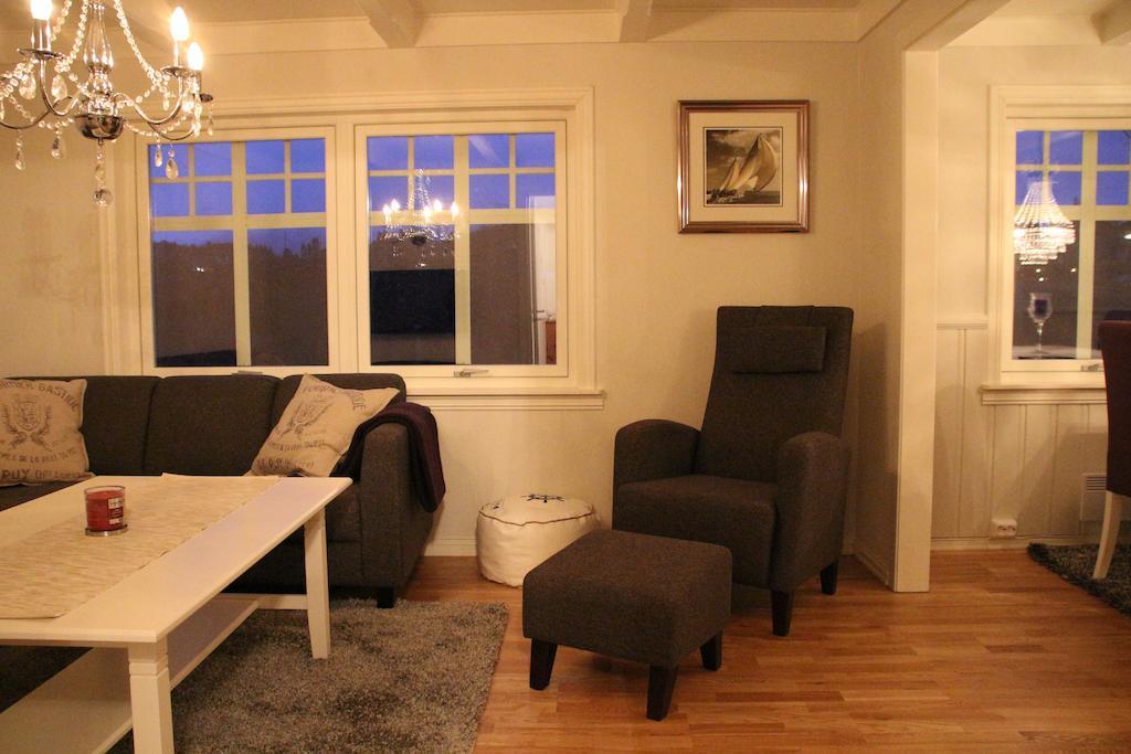 Skomakergarden Ulsteinvik Bilik gambar
